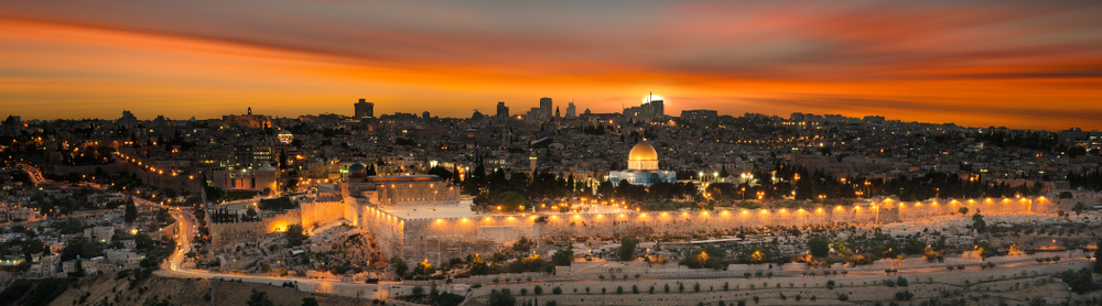 A skyline photo of Israel during dusk